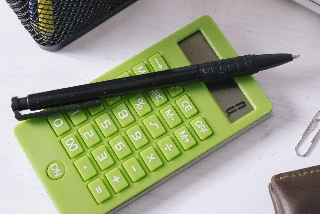 萔